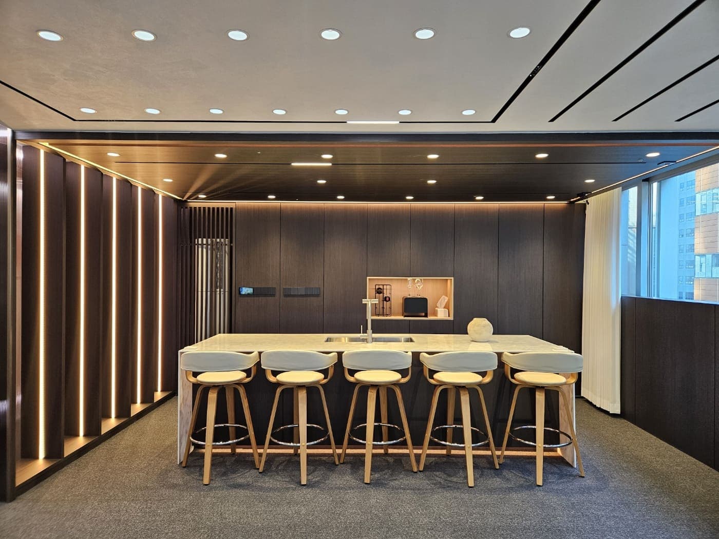 aqaralife official showroom image
